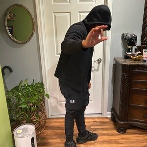 Meet your Posher, Jamare